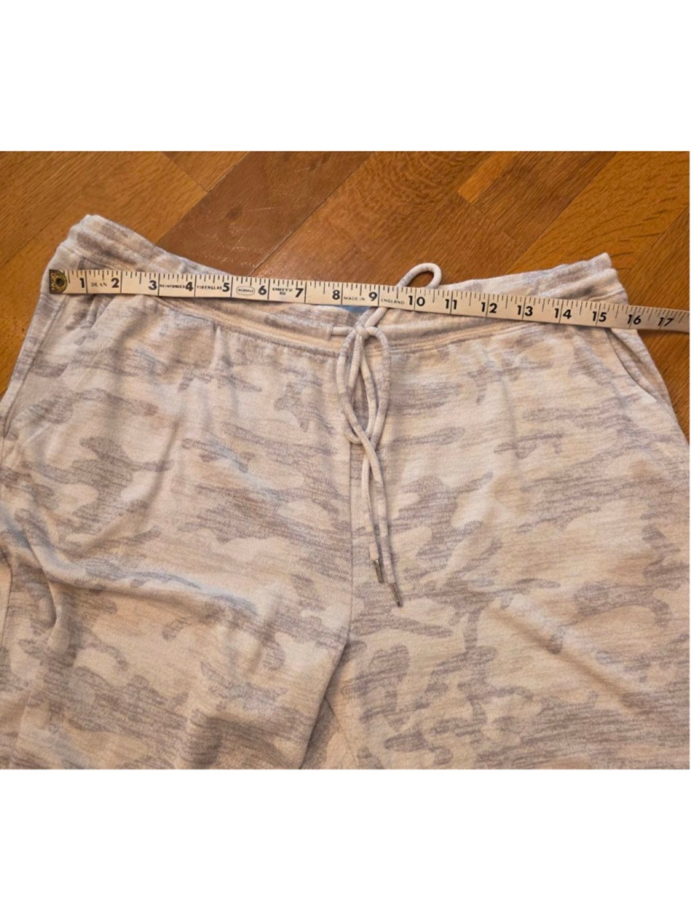 Women's GAP White Gray Camo Joggers M - Picture 3 of 5
